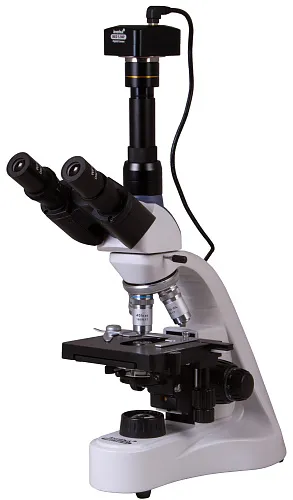 a fényképen:  Levenhuk MED D10T digitális trinokuláris mikroszkóp