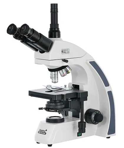 a képen:  Levenhuk MED 40T trinokuláris mikroszkóp