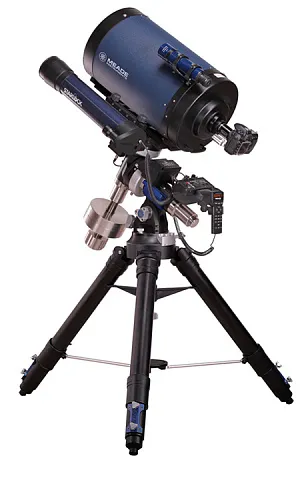 a fotón:  Meade LX850 12"-os, F/8 rekesznyílású ACF teleszkóp
