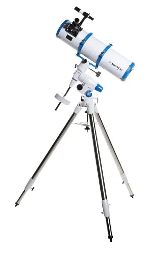 a fotón:  Meade LX70 R6 6"-os EQ reflektoros teleszkóp