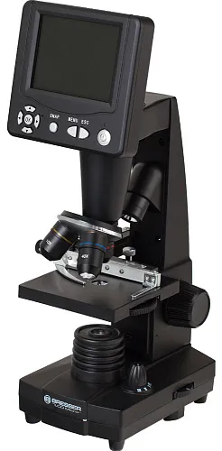 a fényképen:  Bresser LCD 50x-2000x mikroszkóp