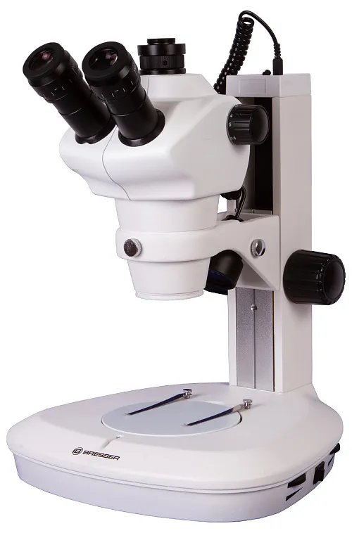 a fényképen:  Bresser Science ETD-201 8x–50x Trino Zoom sztereomikroszkóp
