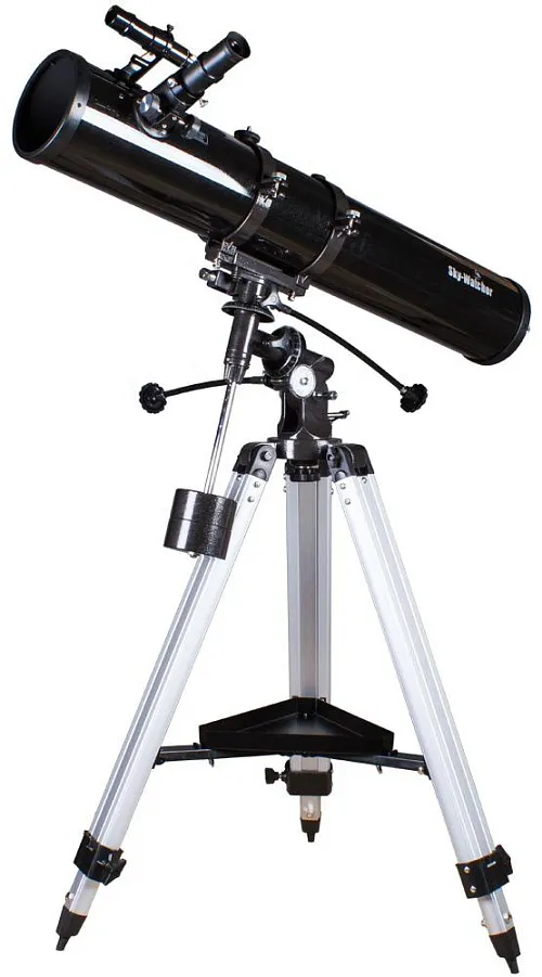 a fényképen:  Sky-Watcher BK 1149EQ2 Telescope