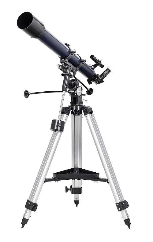 a fotón:  Levenhuk New Skyline BASE 70/900 EQ2 teleszkóp,  1