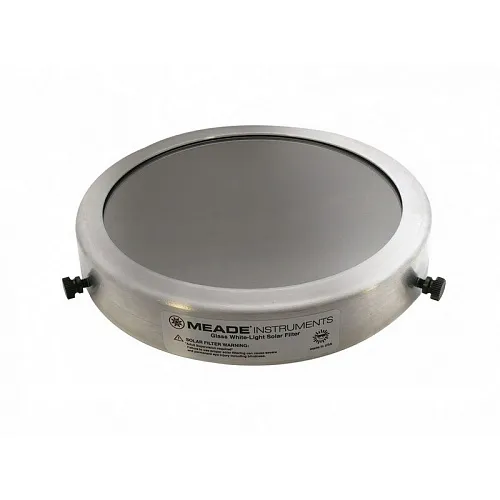a fényképen:  Meade #712 Glass White-Light Solar napszűrő