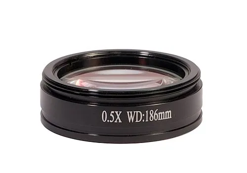 a fotón:  MAGUS 05A 0,5x akromatikus fő objektív,  1