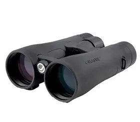 a fényképen:  Celestron Granite ED 12x50 kétszemes távcső