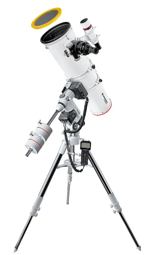 a fotón:  Bresser Messier NT-203/1000 Hexafoc EXOS-2 GoTo teleszkóp