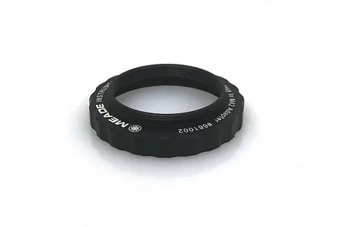 a fényképen:  Meade M48–M42 adapter