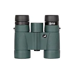 a fényképen:  Delta Optical One 8x32 távcső
