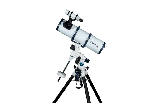 a fényképen:  Meade LX85 6" reflektor teleszkóp,  8
