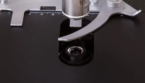 a fényképen:  Bresser BioScience Trino mikroszkóp,  9