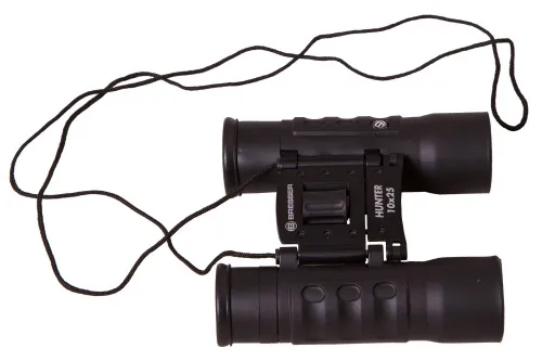 a fotón:  Bresser Hunter 10x25 kétszemes távcső,  2