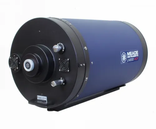 a fotón:  Meade LX200 16"-os F/10 OTA,  2