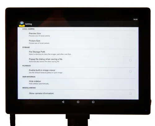 a fényképen:  Levenhuk MED 5M digitális mikroszkóp-kamera 9,4" LCD-kijelzővel,  6