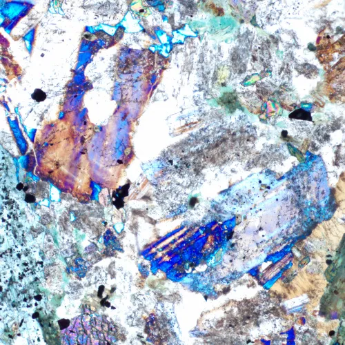 a képen:  MAGUS Pol 890 polarizáló mikroszkóp,  23