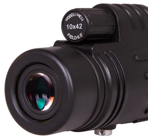 a fényképen:  Levenhuk Atom 10x42 egyszemes távcső,  7