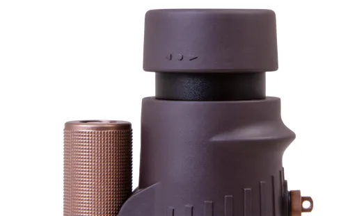 a képen:  Levenhuk Vegas ED 8x42 egyszemes távcső,  12
