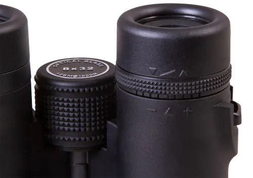a fényképen:  Levenhuk Karma BASE 8x32 kétszemes távcső,  11
