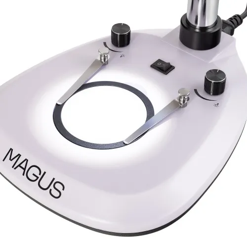 a fotón:  MAGUS Stereo 8T sztereomikroszkóp,  4