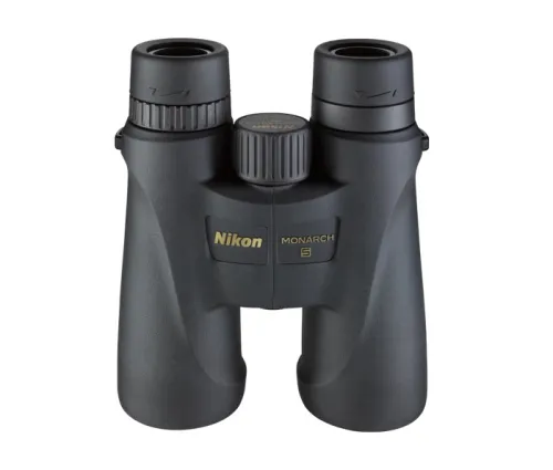 a képen:  Nikon Monarch 5 8x42 kétszemes távcső,  3