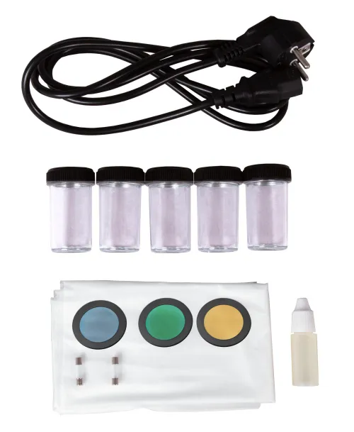 a fényképen:  Levenhuk MED 30T trinokuláris mikroszkóp,  18