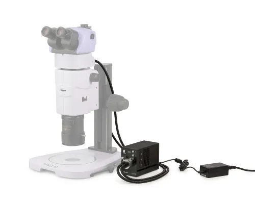 a képen:  MAGUS CEI A18 LED episzkópikus lámpa tápellátással és objektívbetéttel,  4