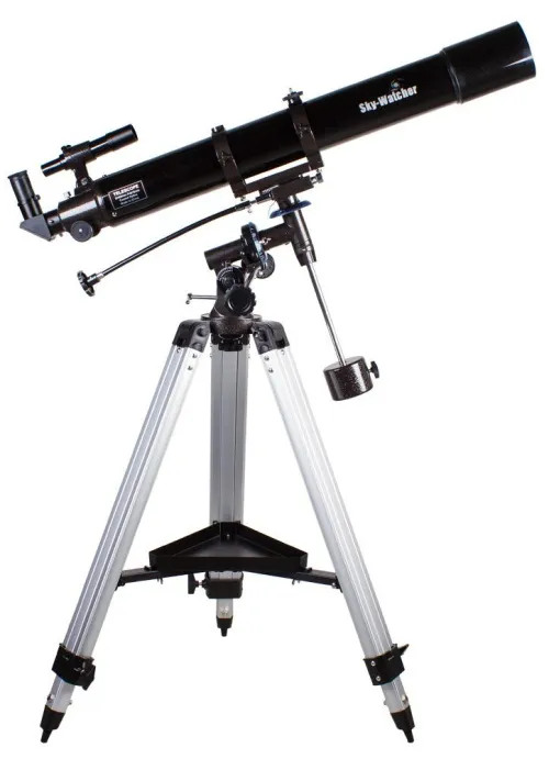a fényképen:  Sky-Watcher BK 809EQ2 teleszkóp,  2