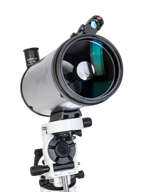 a fényképen:  Levenhuk New Skyline PRO MAK 102/1300 AZ-EQA teleszkóp,  5