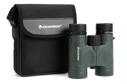 a képen:  Celestron Nature DX 10x32 kétszemes távcső,  6