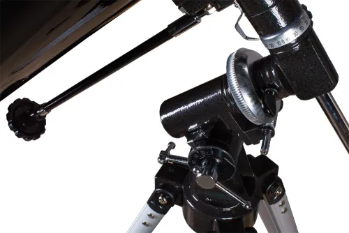 a képen:  Sky-Watcher BK 1149EQ1 Telescope,  5