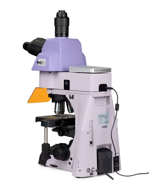 a fotón:  MAGUS Lum 490L fluoreszcens mikroszkóp,  4