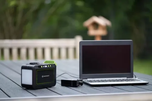 a fotón:  Bresser Mobile 5 az 1-ben tápegység,  7