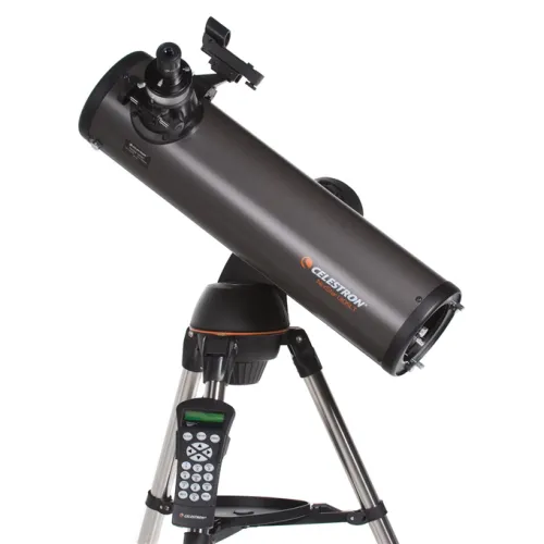 a fényképen:  Celestron NexStar 130 SLT teleszkóp,  2