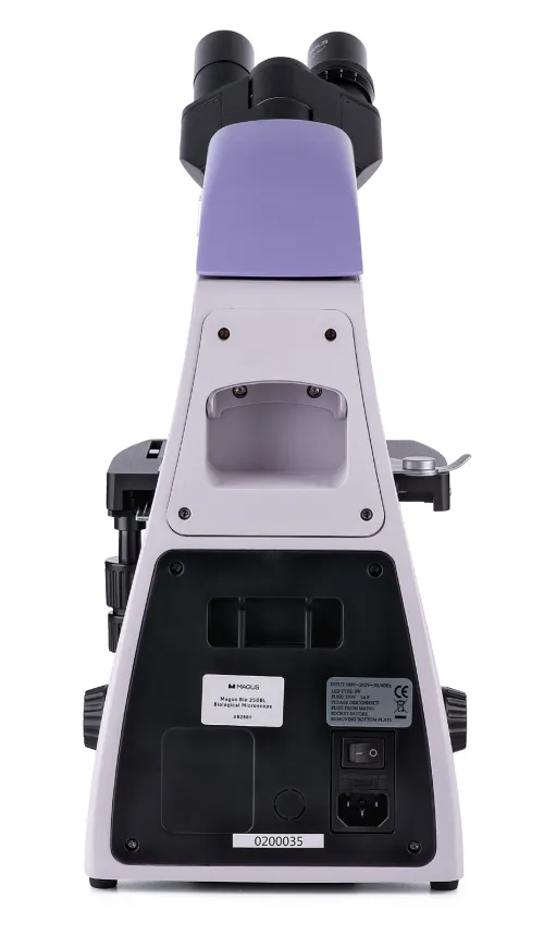 a képen:  MAGUS Bio 250BL biológiai mikroszkóp,  14