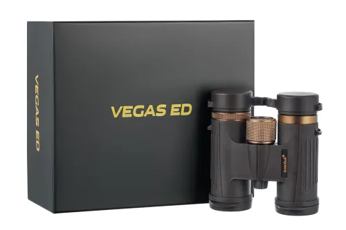 a fényképen:  Levenhuk Vegas ED 8x32 kétszemes távcső,  18