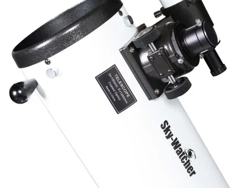 a fényképen:  Sky-Watcher Dobson 6" teleszkóp,  11