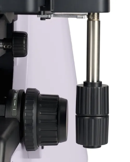 a fotón:  MAGUS Bio 290T biológiai mikroszkóp,  14