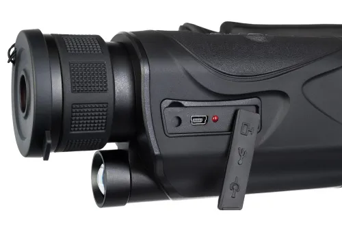 a fotón:  Levenhuk Atom Digital DNM200 éjjellátó egyszemes távcső,  10