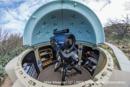 a fotón:  Meade LX600 10"-os, F/8 rekesznyílású ACF teleszkóp,  11