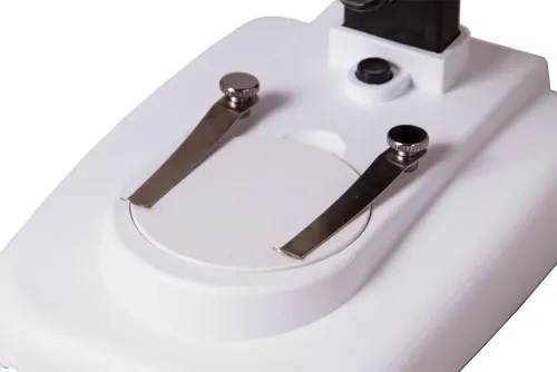 a képen:  Levenhuk 1ST mikroszkóp,  8