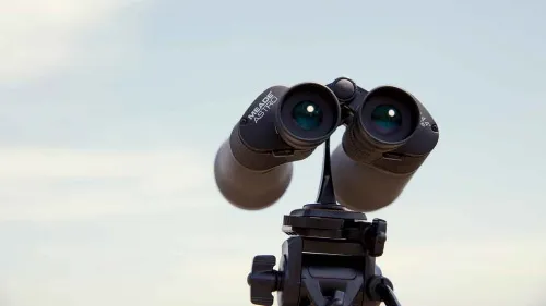 a fotón:  Meade Astro 15x70 kétszemes távcső,  5