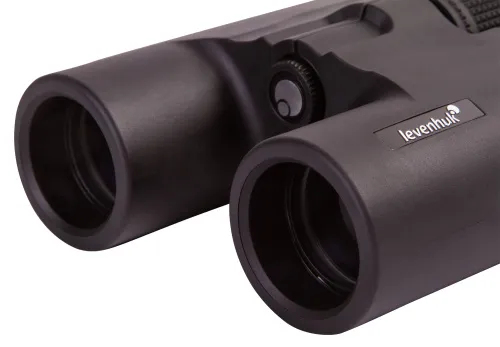 a képen:  Levenhuk Karma BASE 10x32 kétszemes távcső,  9