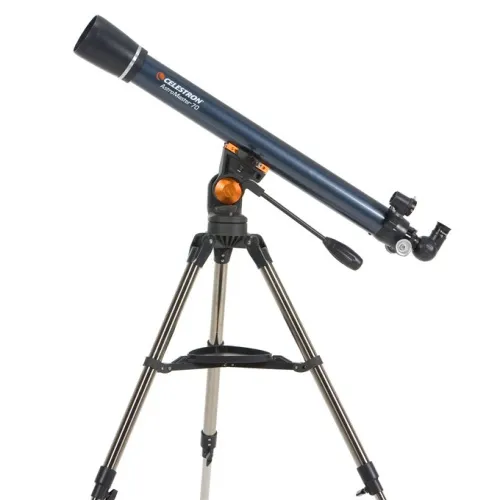 a képen:  Celestron AstroMaster 70 AZ teleszkóp,  2