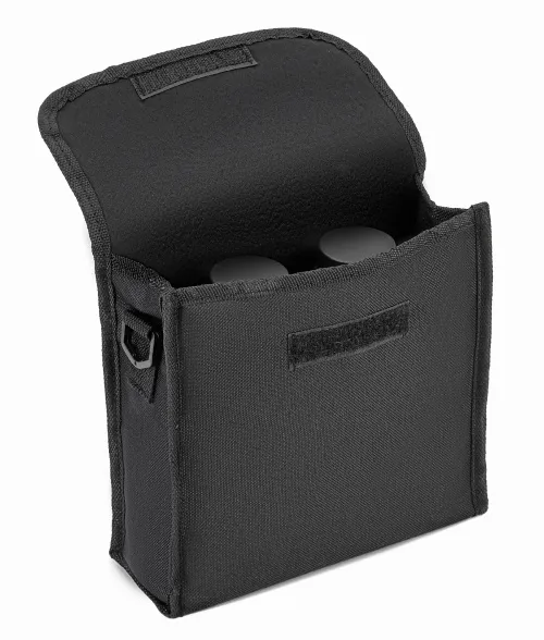 a fotón:  Bresser Hunter 20x50 kétszemes távcső,  3