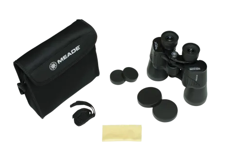 a fotón:  Meade TravelView 10x50 kétszemes távcső,  2