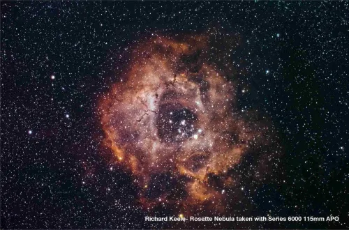 a fényképen:  Meade 6000 sorozatú 115 mm-es ED háromszoros APO refraktor OTA,  9