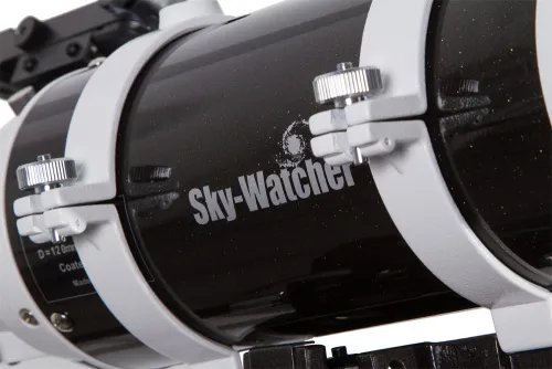a fényképen:  Sky-Watcher BK 1206AZ3 Telescope,  6