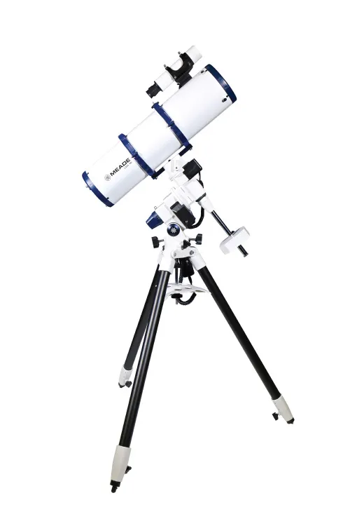 a fényképen:  Meade LX85 6" reflektor teleszkóp,  10