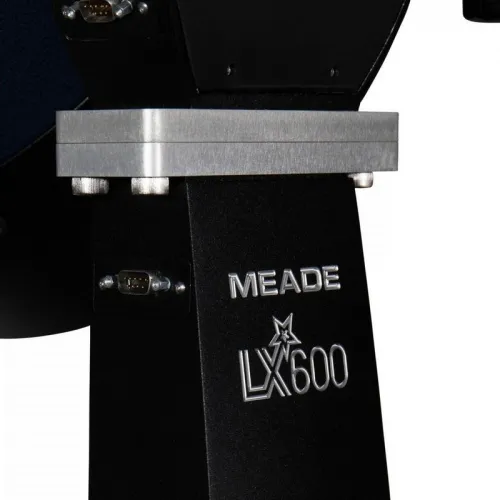 a fotón:  Meade LX600 14"-os, F/8 rekesznyílású, ACF teleszkóp háromlábú állvány nélkül,  3
